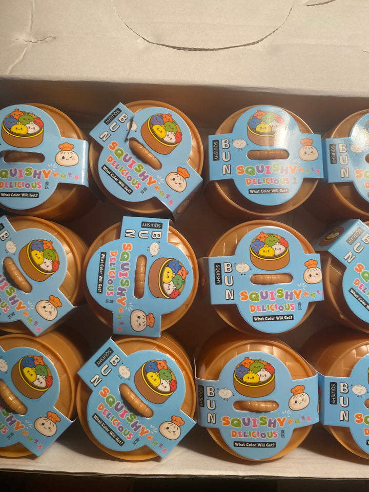 Mini Petite Mystery Squishy Buns
